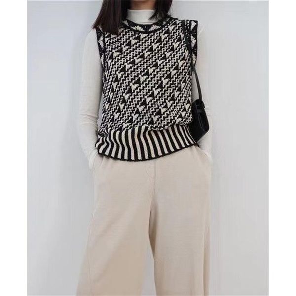 

women's vests 2021 knitted sleeveless temperament niche wool sweater, Black;white