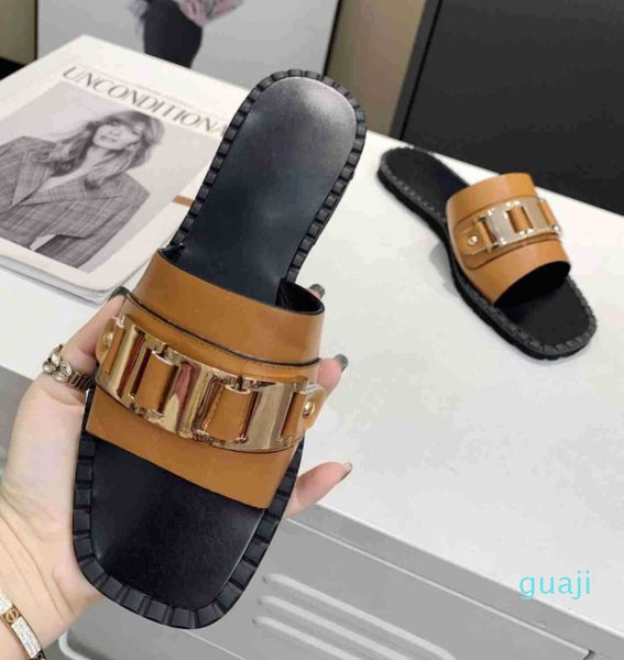 

summer ladies slippers metal buckle chain decoration flats luxury design all-match sandals cool punk style slippers 1614, Black