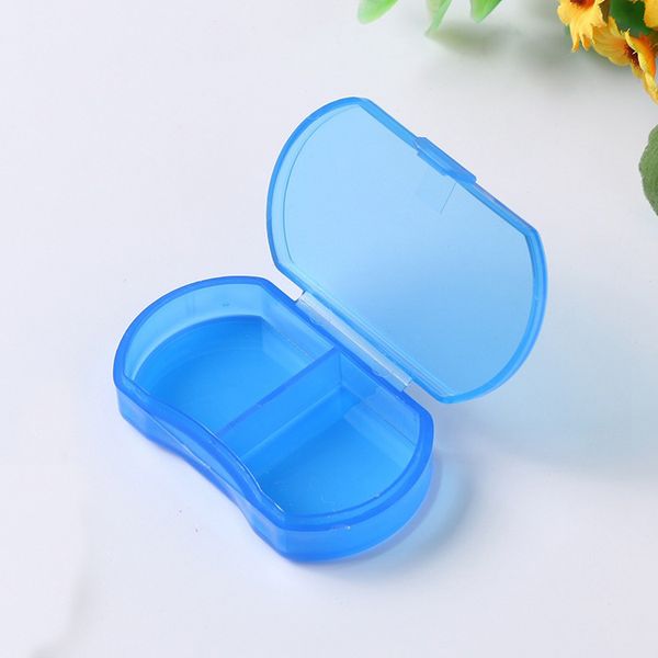 500pcs Portatile Viaggio Mini Plastica Poll Pill Box Caso della medicina 2 scompartimenti Deposito di gioielli Deposito parti organizzatore