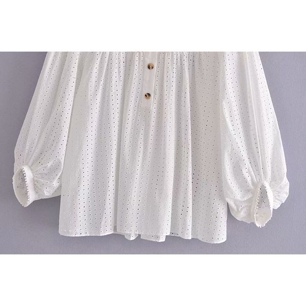 

2021 new white blusas mujer hollow out blouses women embroidery blouse bma3
