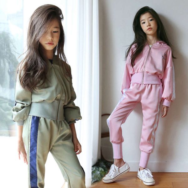 

new girls' sports suit spring dress 2021 two piece hood with side strip, White