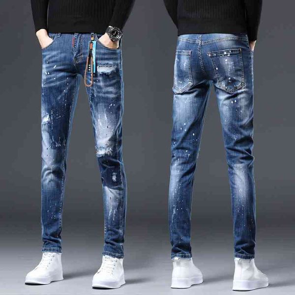 

new quality trendy brand badge stretch leggings perforated men's jeans, Blue
