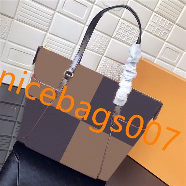

2021 superior suppliers bags waist chest bag women's cross body brand hand message purse wallet belt bumbag leather belly 525-46