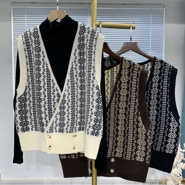 

double sided autumn winter female camel sweater v-neck cardigan vest, White