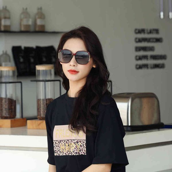 

glasses new and light luxury retro trendy sunglasses hd uv proof, White;black