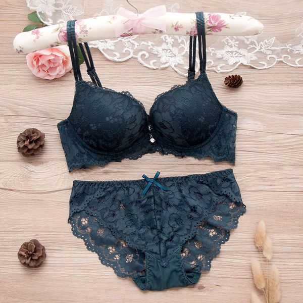 

steel ring girl underwear suit lace adjustable no trace thick and thin small chest gathered bra, Red;black
