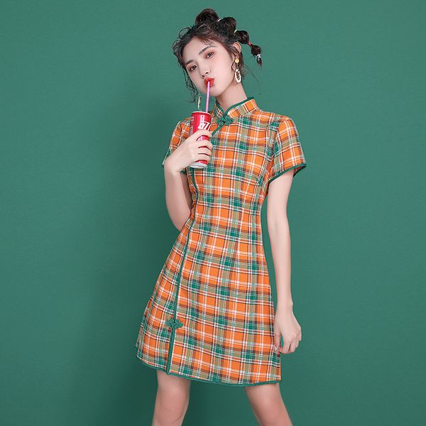 

2021 new cheongsam short sleeve , impd chinese style, flat button, soft and elegant, daily plaid, slim, side split, summer wun0, White;black