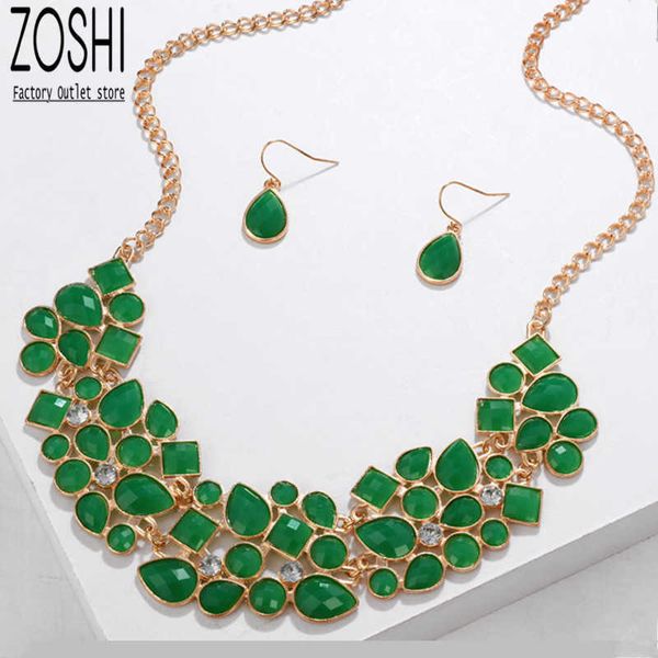 Set di gioielli Bracciale di design di lusso Set da sposa da donna Strass Resina verde Orecchini pendenti con acqua Collana con bavaglino Perline geometriche placcate in oro