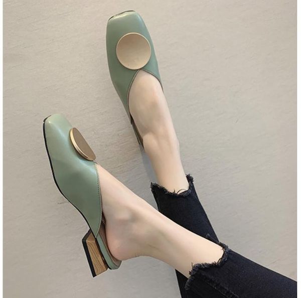 

2021 brand designer women slippers slip on mules flat heel casual shoes british buckle slides wooden block heels summer footwear, Black