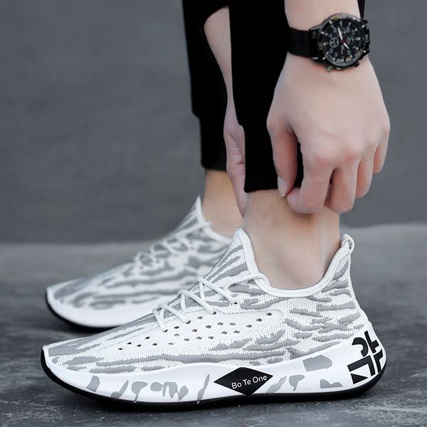 

comfortable luxury street running shoes men new trend men sports shoes light breathable brand sneakers men zapatos