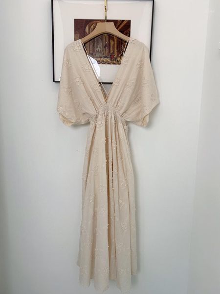 

two piece dress 20ss large v-neck embroidered high end women's wear, White