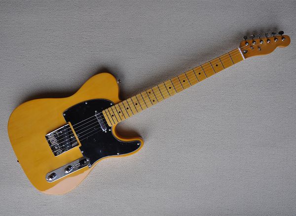 Hellgelbe E-Gitarre mit 6 Saiten, schwarzem Schlagbrett und gelbem Ahorngriffbrett, kann individuell angepasst werden
