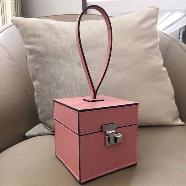 

luxury handbags 2021 new fashion makeup versatile small square banquet mini crowd ins portable box bag m0qi