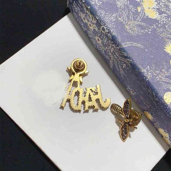 

70% off outlet online family new bee female net red same letter five pointed star earrings, Golden