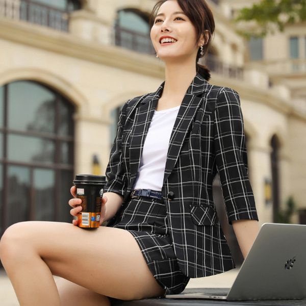 

figure small female pants suit spring and summer fashion casual korean plaid office or jacket shorts together jkdi, Gray