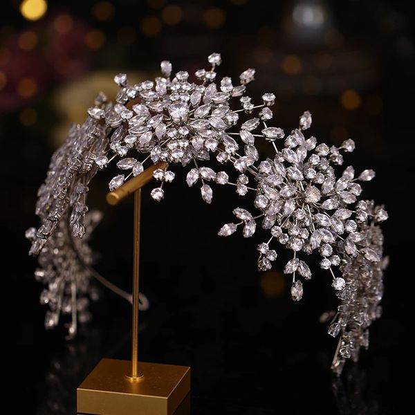 Cristalli di lusso Strass Corone da sposa Copricapo Stile retrò barocco Copricapo da donna per la festa nuziale Signore Diademi Spose 2762