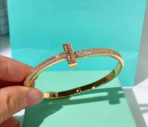

designer jewelry bangle stainless steel luxury simple cross pattern buckle women bracelets, Black