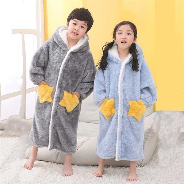 Kinder Flanell Bademantel Dusche Mädchen Korallen Fleece Pyjamas Nachtwäsche Baby Junge Winter Mit Kapuze Handtuch Roben Teenager Pyjamas Warme Nachthemd 211130