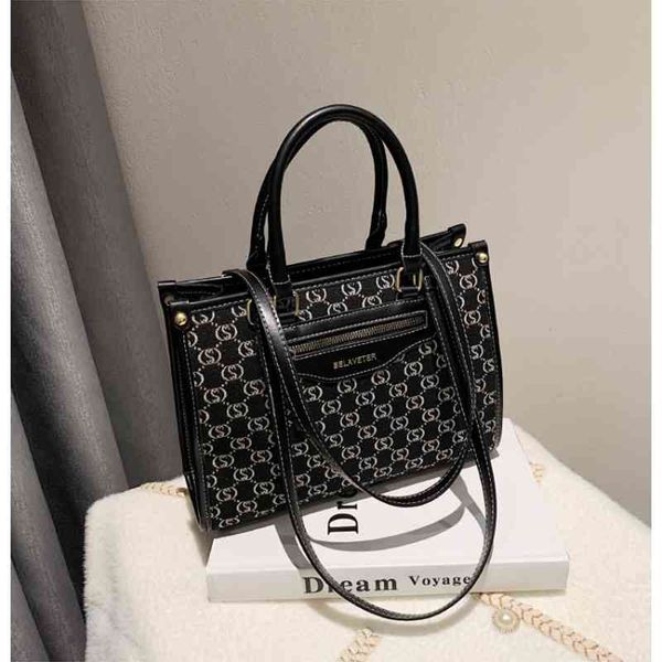 

design high sense women's new fashion high-capacity portable shoulder bag versatile messenger tote bag handbags