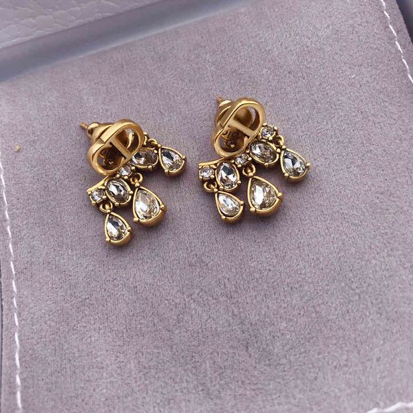 

luxury jewelry family new letter water drop drill earrings, Golden