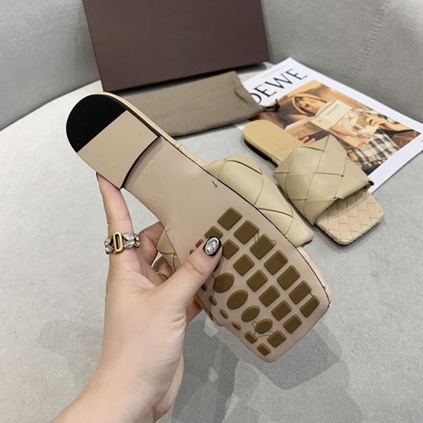 

women fashion summer locks shoes 2020 designer slippers womens genuine leather cowhide flat slippers large sz 35-42 with box, Black