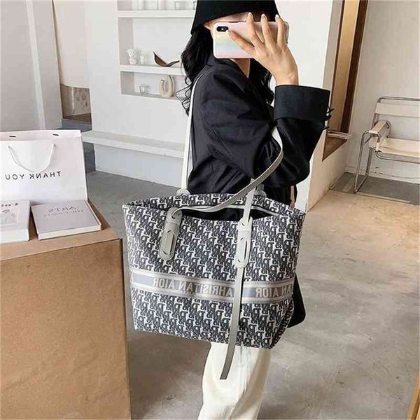 

design commuter new high-capacity zipper bag fabric single shoulder portable tote bag handbags