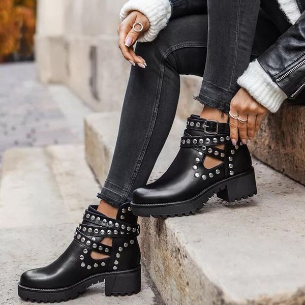 

aw2021 large thick heel rivet belt buckle short fashion martin boot's boots, Black