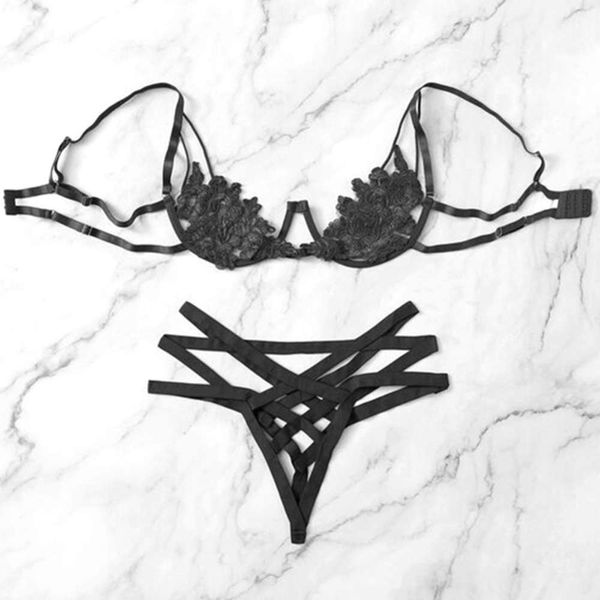 

large size underwear three-point suit hollow perspective lace bra, Red;black