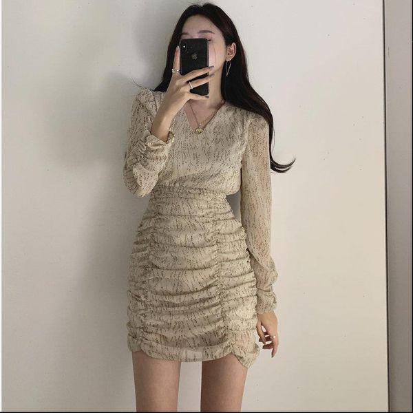 

2021 chic chiffon pleated high waist office lady vintage gentle print floral v neck slender mini dresses, Black;gray