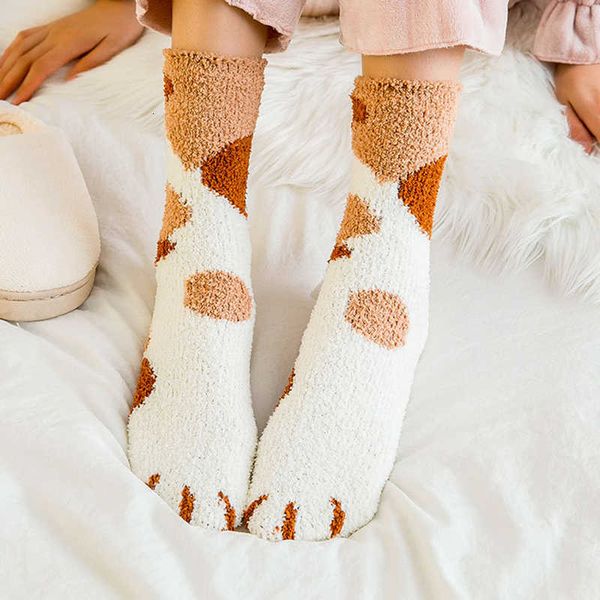 

women coral fleece crew herfst and winter adults anti-slip siles cat poot warm socks 5 size, Black;white