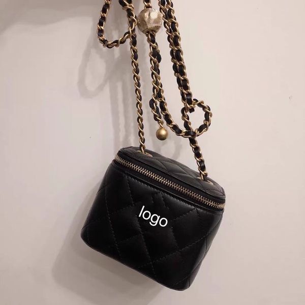 

cosmetic bag small fragrance female 2021 new box square lingge chain small golden ball bag