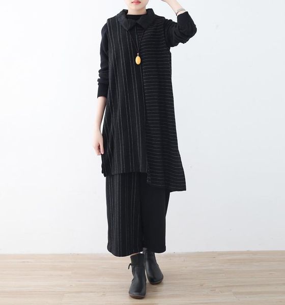 

women's vests 2021 autumn original design literature and art pullover wool stripe back slit asymmetry hemline vest female top, Black;white