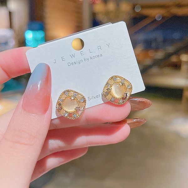 

wholesale price classic design studs titanium steel screw with drill earrings semi-circular opening with drill earrings for women gift 1k29, Golden;silver