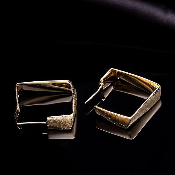 

hoop & huggie linglady latest franch earring, generous geometric earrings,925 silver hook simple all-matched earring, Golden;silver