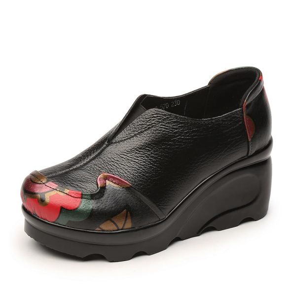 

dress shoes thick bottom female 2021 england slope with round head deep mouth waterproof platform wild casual, Black