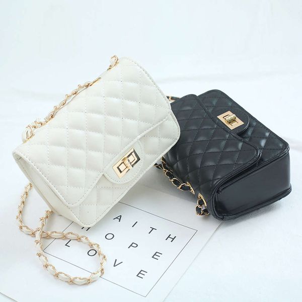 

fashion 2021 new korean version chaoxiao square single shoulder messenger small fragrance lingge chain versatile bag women's