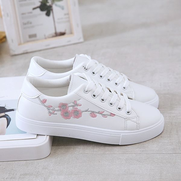 

summer women sneakers fashion breathble vulcanized shoes pu leather platform lace up casual white embroidered 659