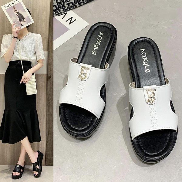 

slippers latest fashion woman pu casual women outdoor designer vacation beach sandals flip flops shoes, Black