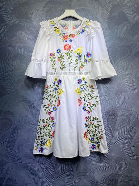 

european women's early spring 2021 new embroidered flower hollow spliced lotus leaf sleeve dress b24, Black;gray