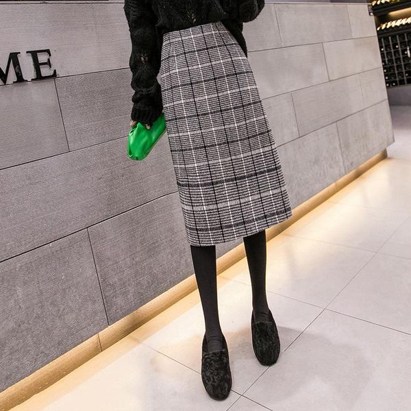 

skirts 2021 autumn and winter women's korean version of woolen plaid high waist all-match half-length skirt elegant office, Black