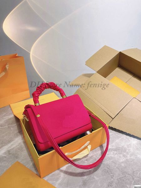 Borse firmate Twist MM Borsa a mano Scrunchie in pelle di vitello Borsa a tracolla Borsa a tracolla Nero Giallo Rosa M58688 M58571 Portafogli