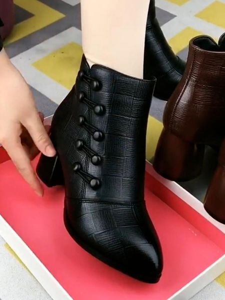 

boots 2021 winter high heels shoes fashion mature warm ankle snow zipper women designer chunky pumps dress, Black