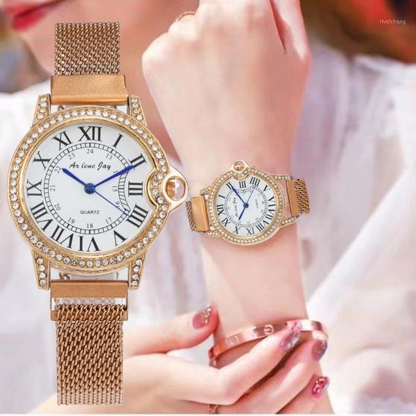 Principais relógios de pulseira malha de fivela magnética Mulheres relógios Roma Design Ladies Rose Gold Gold Female Quartz Watch