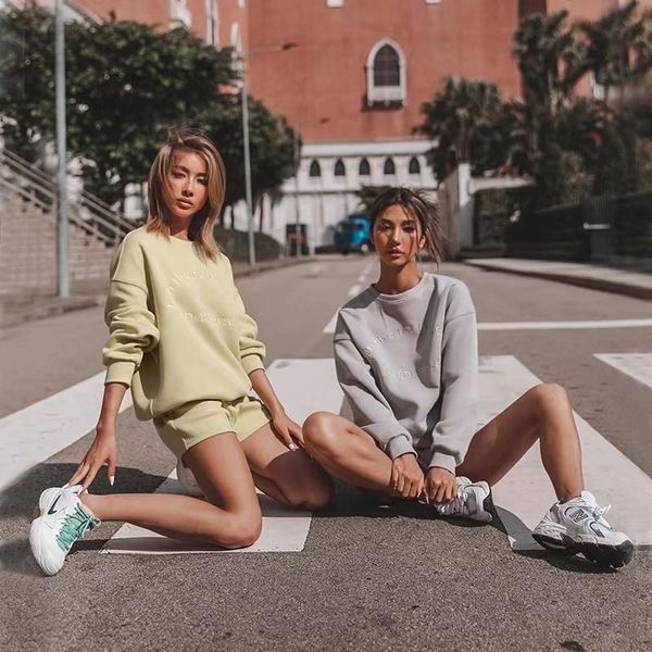 

women's tracksuits women embroidery letter front oversized sweatshirt and sweat shorts co-ord, Gray
