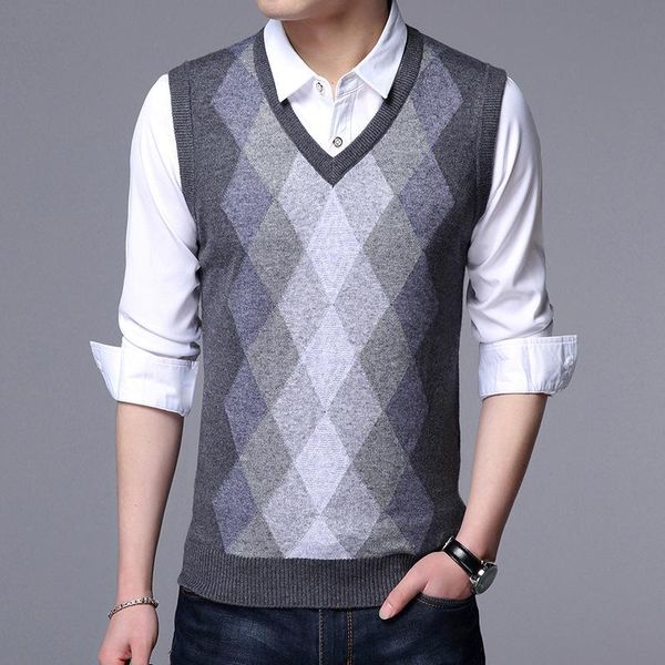 

new fashion sweater vest man casual wear v neck wholesale men pullover brand sleeveless jacket knit, White;black