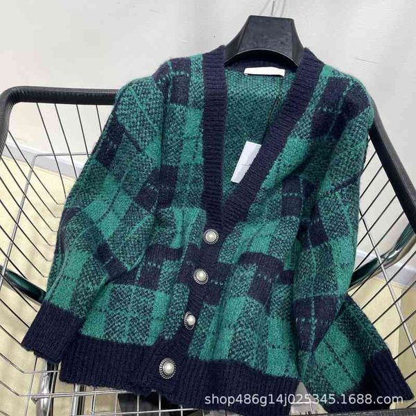 

women's knits & tees ar mohair cardigan green plaid pearl button knitted wool jacquard deep v-neck coat gk05, White