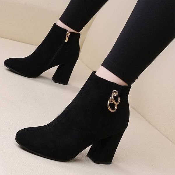 

2021 new women flock boots pumps ankle autumn ladies shoes chain high heels pointed toe plus size fashion shoe plush winter dxix z3x4, Black