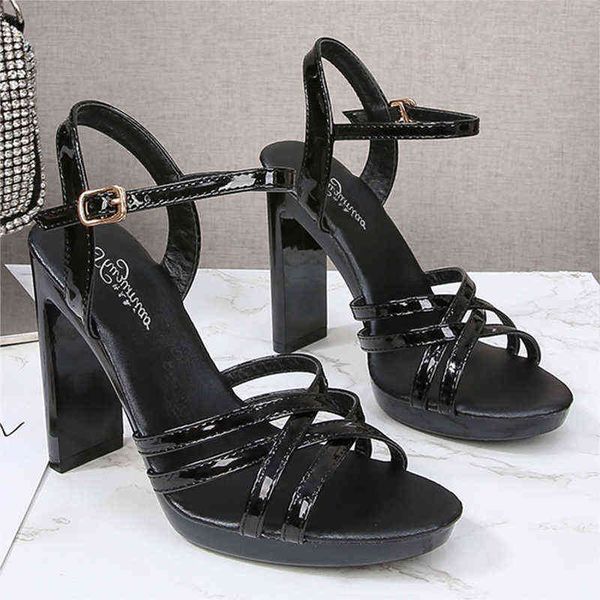 

sandals high heel sandals women's summer black waterproof thick sole 11cm new catwalk model shoes flat heels 220309
