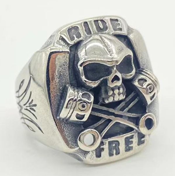 

design jewelry locomotive ghost skull titanium steel ring, Silver