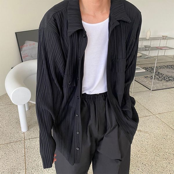 

2021 spring pleated men's fashion business casual shirt men streetwear black long-sleeved shirts mens m-xl znfc, White;black